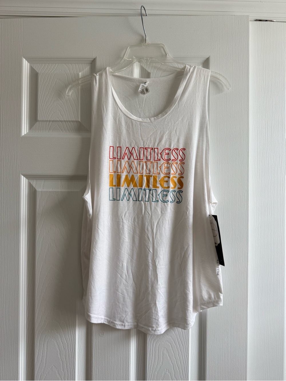 NWT Glyder Limitless White Graphic Tank Top